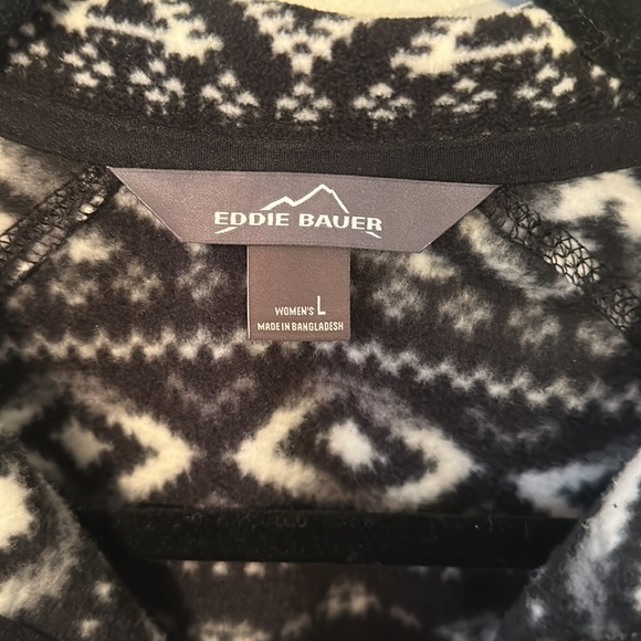Eddie Bauer women’s half zip fleece coat - Picture 3 of 5